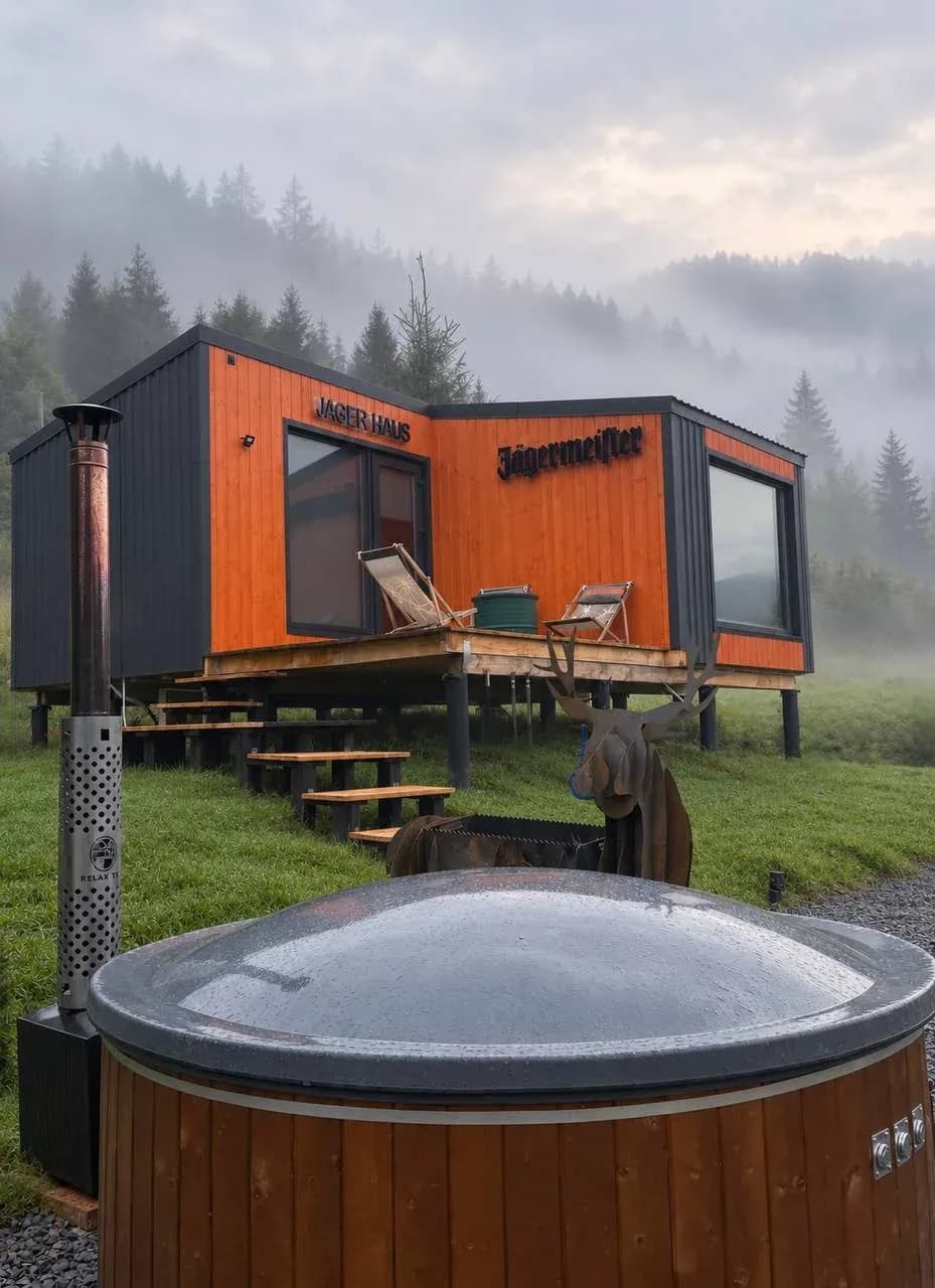 Jager Haus Orange